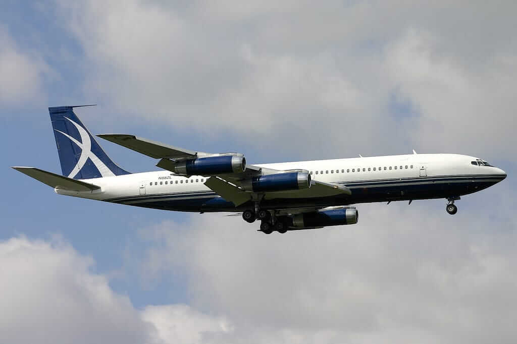 Boeing-707-1