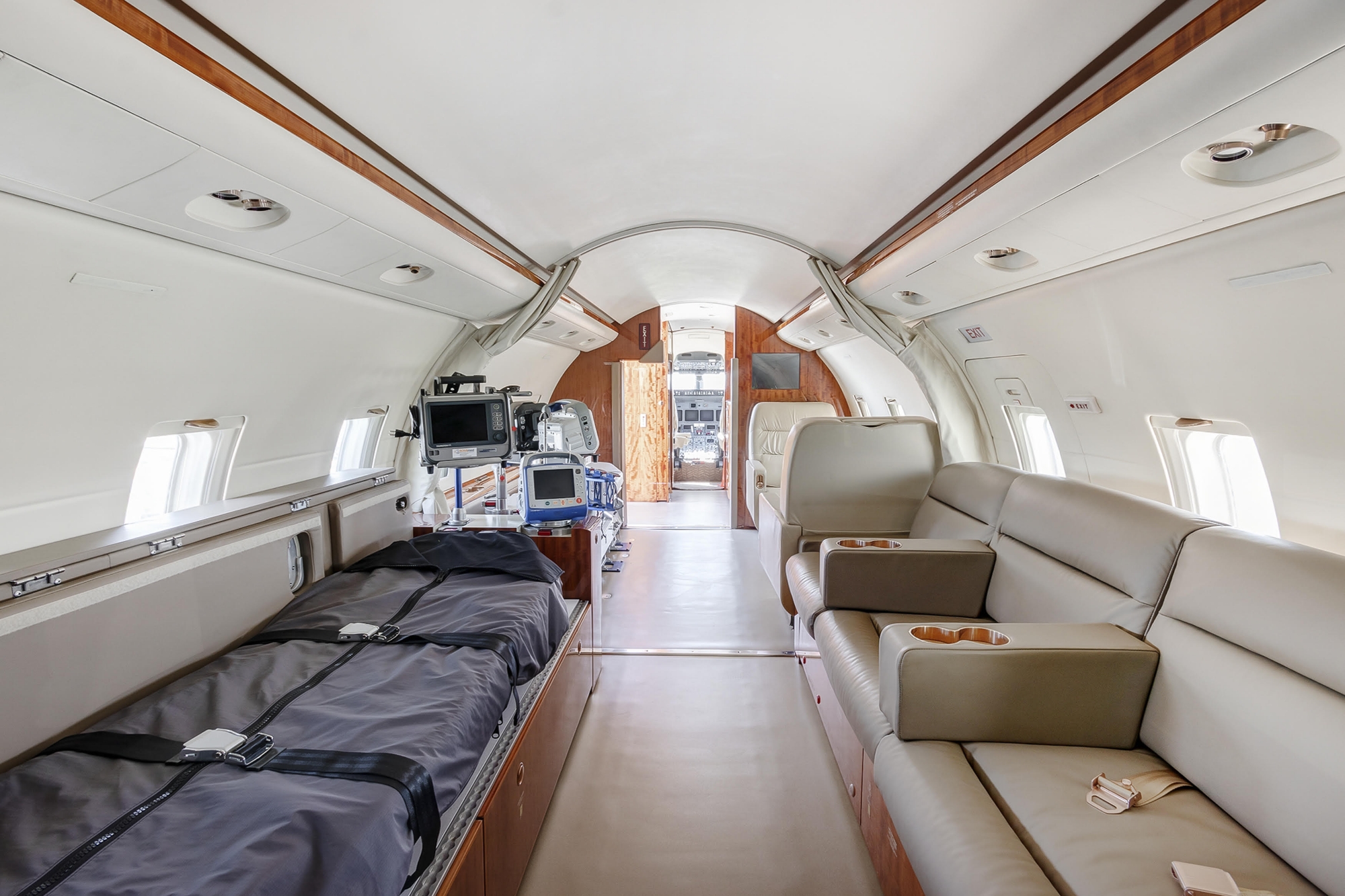 TCA Challenger 604 Stretcher Rear