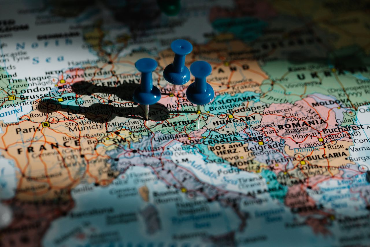 Air Ambulance from Europe to the U.S.: How Embassies Coordinate Medical Evacuation Lists