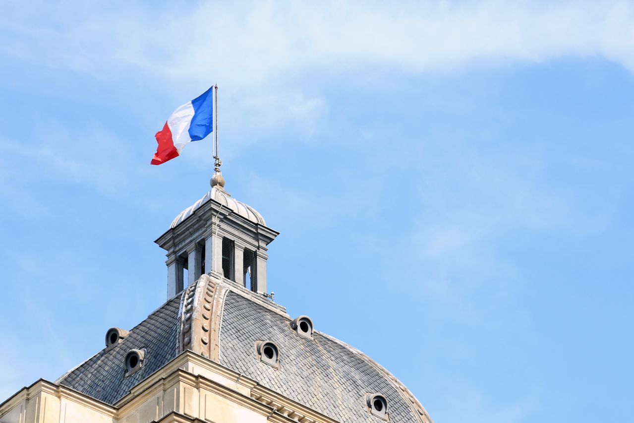 Air Ambulance from France to the U.S.: Consular Medical Assistance
